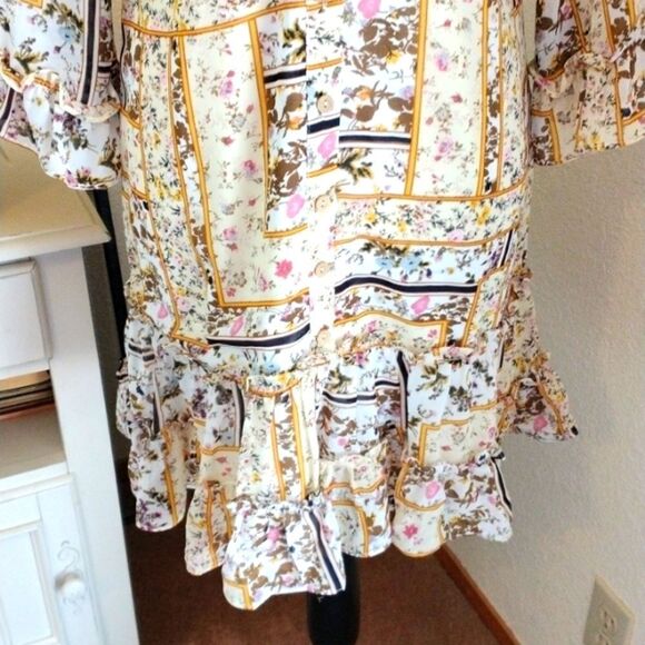 Illa Illa Granny Inspired Dress Cottagecore - Picture 3 of 11